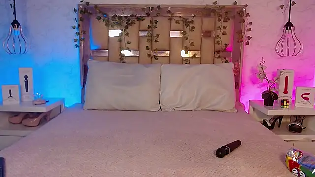 GigiVolkova online show from December 15, 7:29 pm