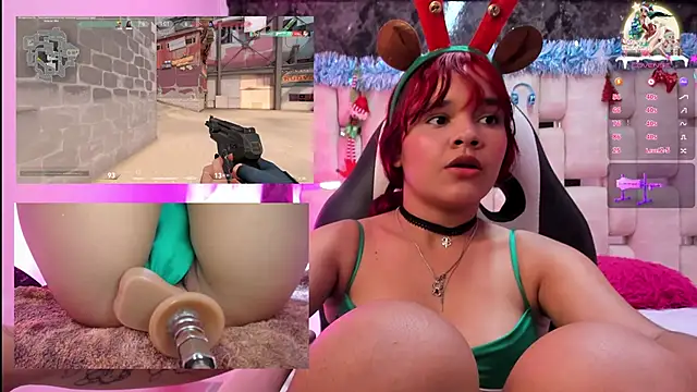 Snapshot of PetiteSalome chatting on December 20, 9:17 pm PetiteSalome online show from December 20, 9:17 pm