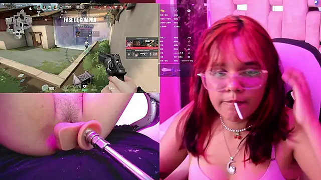 Snapshot of PetiteSalome chatting on January 13, 1:34 am PetiteSalome online show from January 13, 1:34 am