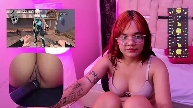 Snapshot of PetiteSalome chatting on January 21, 12:04 am PetiteSalome online show from January 21, 12:04 am