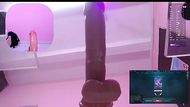 Snapshot of PetiteSalome chatting on January 24, 1:35 am PetiteSalome online show from January 24, 1:35 am