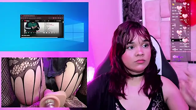 Snapshot of PetiteSalome chatting on February 16, 4:42 am PetiteSalome online show from February 16, 4:42 am