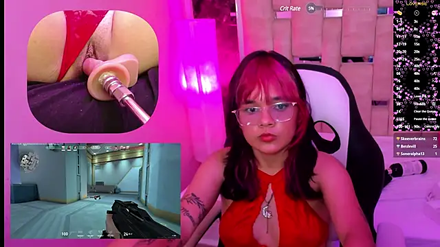 Snapshot of PetiteSalome chatting on February 28, 7:48 am PetiteSalome online show from February 28, 7:48 am