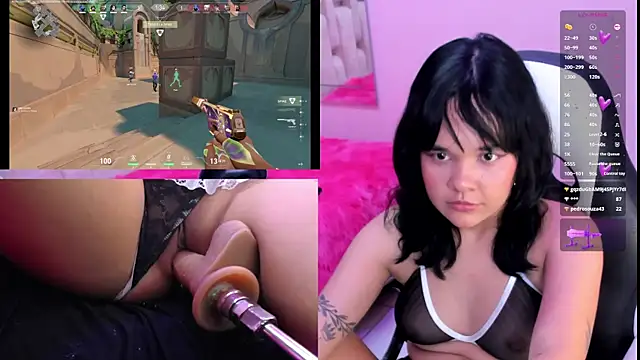 Snapshot of PetiteSalome chatting on March 15, 11:19 am PetiteSalome online show from March 15, 11:19 am