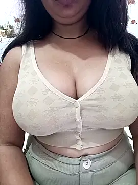 cute-mahek online show from February 22, 6:17 pm