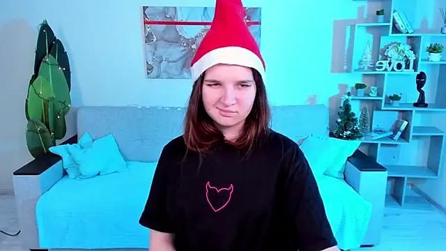 Snapshot of BonneyLove chatting on January 6, 10:47 pm BonneyLove online show from January 6, 10:47 pm