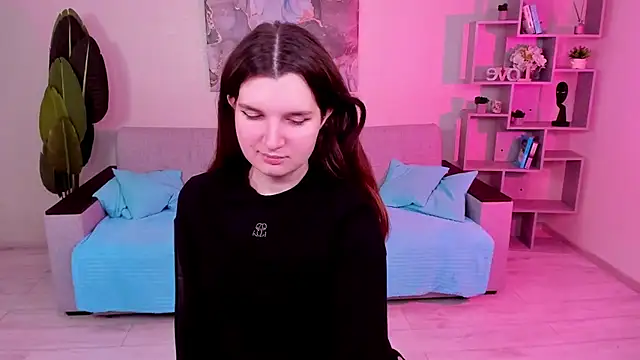 Snapshot of BonneyLove chatting on January 14, 8:37 pm BonneyLove online show from January 14, 8:37 pm