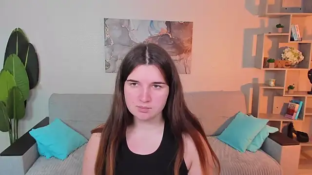 Snapshot of BonneyLove chatting on October 9, 10:19 pm BonneyLove online show from October 9, 10:19 pm