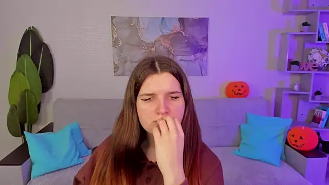 Snapshot of BonneyLove chatting on November 6, 7:37 pm BonneyLove online show from November 6, 7:37 pm