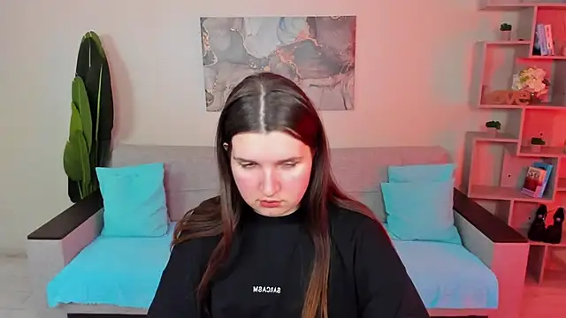 Snapshot of BonneyLove chatting on February 20, 5:57 pm BonneyLove online show from February 20, 5:57 pm