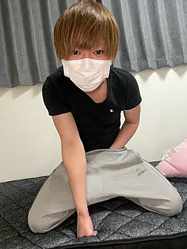 Snapshot of onimakura chatting on March 12, 1:39 pm onimakura online show from March 12, 1:39 pm