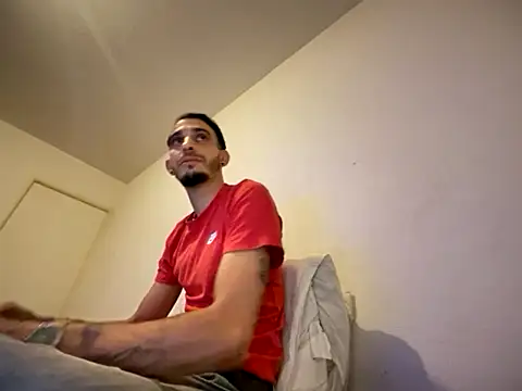 Rebeu313 online show from December 4, 2:21 am