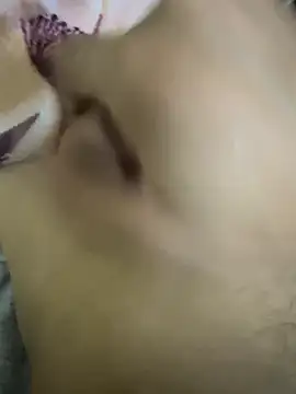 Snapshot of hamed-697 chatting on December 4, 11:30 am hamed-697 online show from December 4, 11:30 am