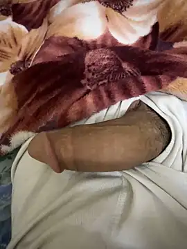 Snapshot of hamed-697 chatting on December 21, 11:11 am hamed-697 online show from December 21, 11:11 am