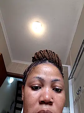 curvybigassqueen online show from March 3, 11:16 am