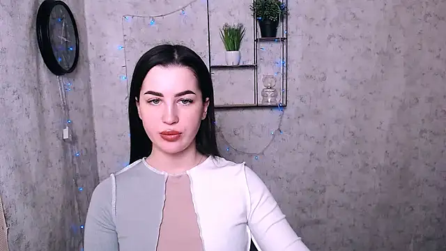 Snapshot of DivaKaily_ chatting on December 8, 5:50 am DivaKaily online show from December 8, 5:50 am