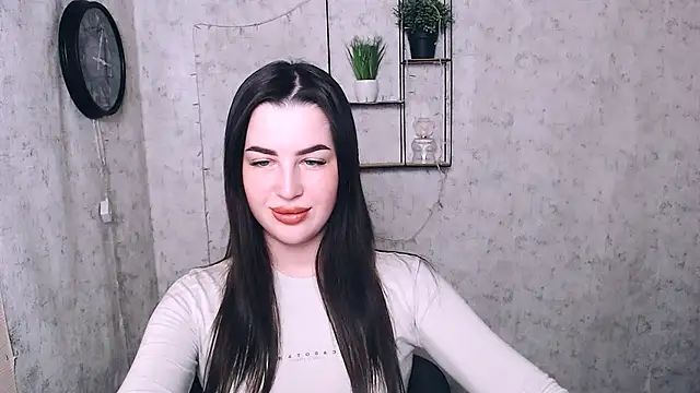 Snapshot of DivaKaily_ chatting on December 9, 5:40 am DivaKaily online show from December 9, 5:40 am