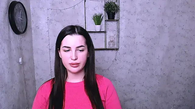 Snapshot of DivaKaily_ chatting on December 14, 11:29 am DivaKaily online show from December 14, 11:29 am