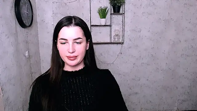 Snapshot of DivaKaily_ chatting on December 15, 8:41 am DivaKaily online show from December 15, 8:41 am