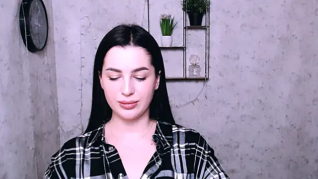 Snapshot of DivaKaily_ chatting on January 16, 6:56 am DivaKaily online show from January 16, 6:56 am