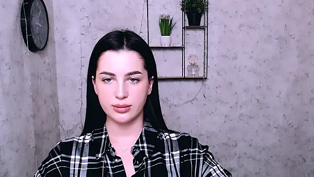 Snapshot of DivaKaily_ chatting on January 16, 10:10 am DivaKaily online show from January 16, 10:10 am