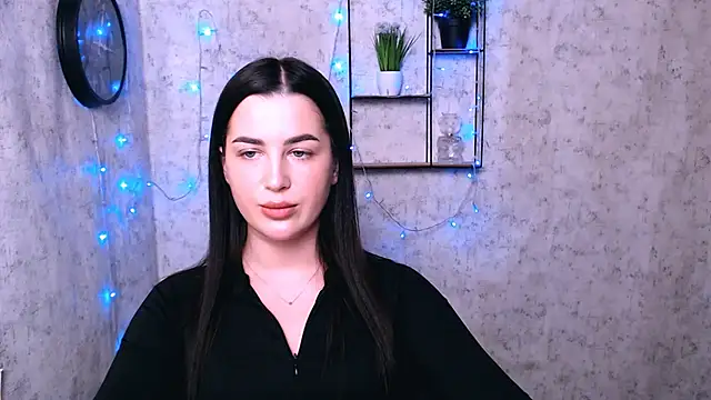 Snapshot of DivaKaily_ chatting on February 4, 9:28 am DivaKaily online show from February 4, 9:28 am