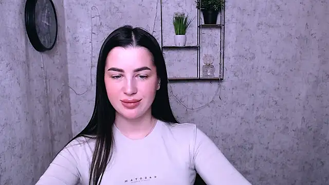 Snapshot of DivaKaily_ chatting on February 5, 6:13 am DivaKaily online show from February 5, 6:13 am