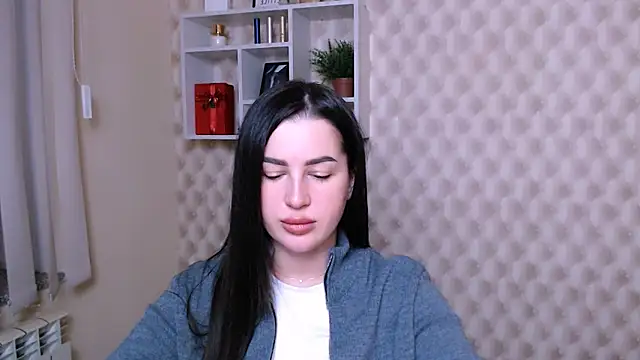 Snapshot of DivaKaily_ chatting on October 21, 5:19 am DivaKaily online show from October 21, 5:19 am