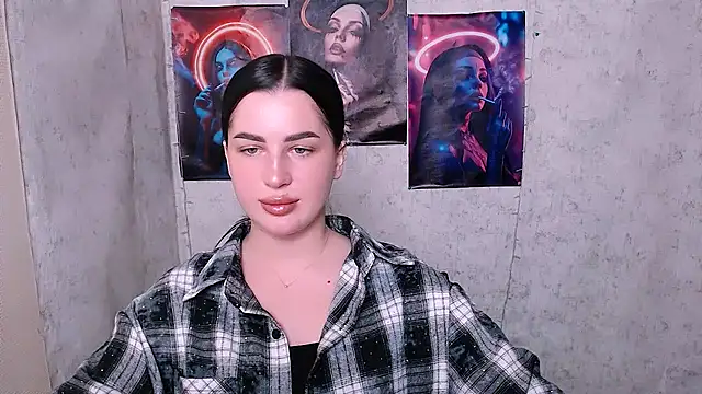 Snapshot of DivaKaily_ chatting on November 1, 9:17 pm DivaKaily online show from November 1, 9:17 pm