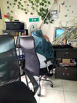 Snapshot of NAJWA-ARAB chatting on February 27, 2:10 pm NAJWA-ARAB online show from February 27, 2:10 pm