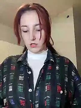 Snapshot of MiaStika chatting on December 10, 4:38 pm MiaStika online show from December 10, 4:38 pm