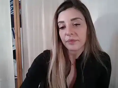 MissBella131 online show from December 27, 2:43 pm