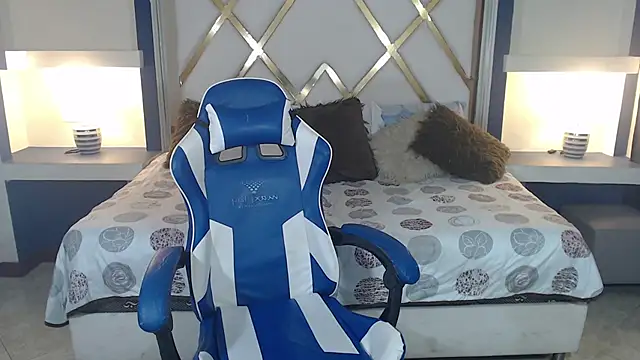 Perla prg online show from March 1, 1:07 pm