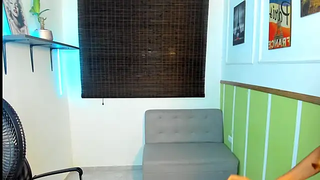 Perla prg online show from November 4, 8:41 pm