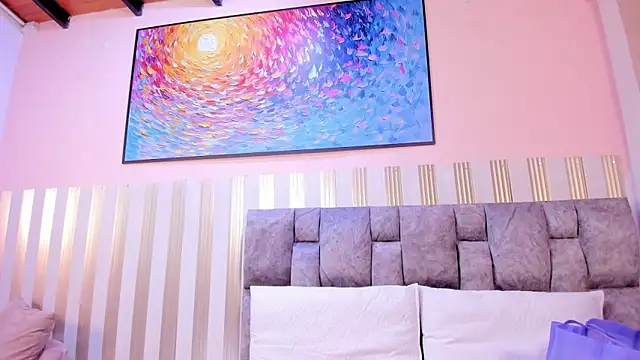 nova lane online show from April 8, 7:58 pm