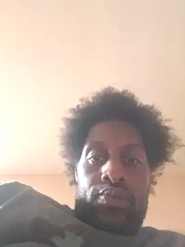 Snapshot of DevinToore chatting on December 1, 11:15 am DevinToore online show from December 1, 11:15 am