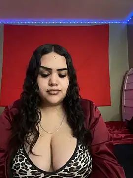 iTrapXXXBACKUP online show from January 19, 4:22 am