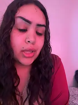 iTrapXXXBACKUP online show from February 11, 6:33 pm