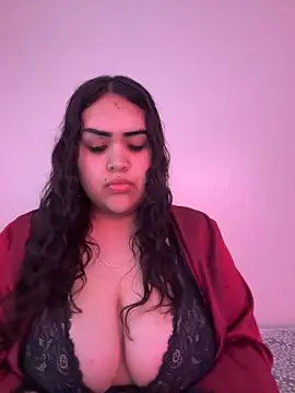 iTrapXXXBACKUP online show from February 13, 6:38 pm