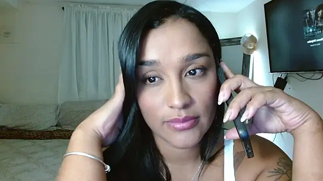 Snapshot of KatalinnaBrown chatting on October 4, 3:26 am KatalinnaBrown online show from October 4, 3:26 am