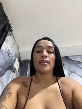 KatalinnaBrown online show from February 3, 11:37 am