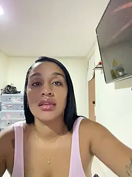 Snapshot of KatalinnaBrown chatting on July 2, 12:54 am KatalinnaBrown online show from July 2, 12:54 am