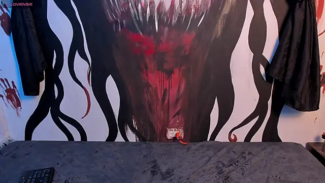 Snapshot of Kylie-fox chatting on January 2, 10:33 pm Kylie-fox online show from January 2, 10:33 pm