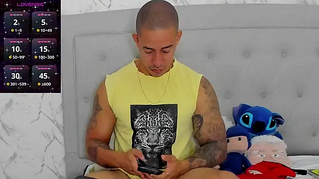 luigiferrara online show from January 11, 12:21 pm