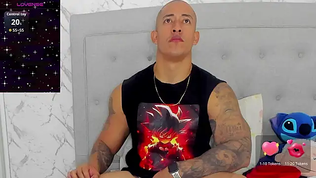 luigiferrara online show from January 15, 9:18 pm