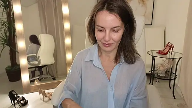 Beylly online show from March 11, 1:26 am