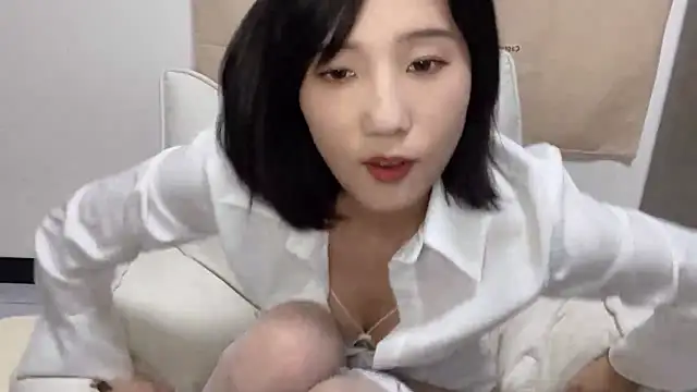 Snapshot of Arrebo1 chatting on December 23, 3:44 pm Arrebo1 online show from December 23, 3:44 pm