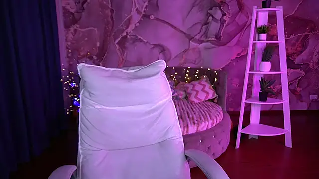 EmilySunshineS online show from November 6, 9:05 pm