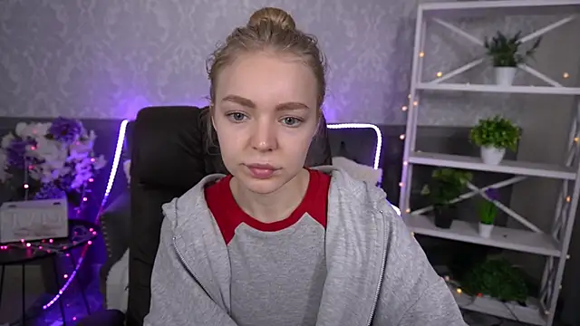 EmilySunshineS online show from November 23, 7:41 am