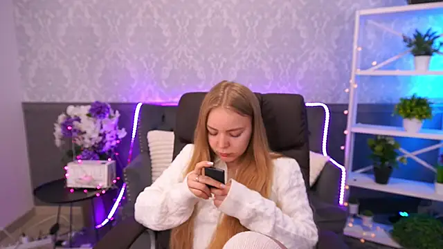 EmilySunshineS online show from November 30, 6:39 am